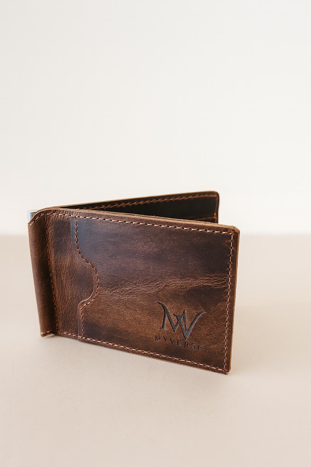 Handmade Full-Grain Leather Bifold Wallet: RFID Blocking, Engraved Gift